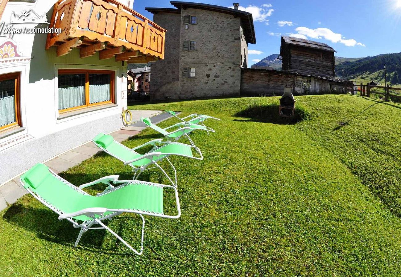 Appartamento a Livigno - Alpen Royal Savio - con giardino e raggiungibile con gli sci ai piedi 