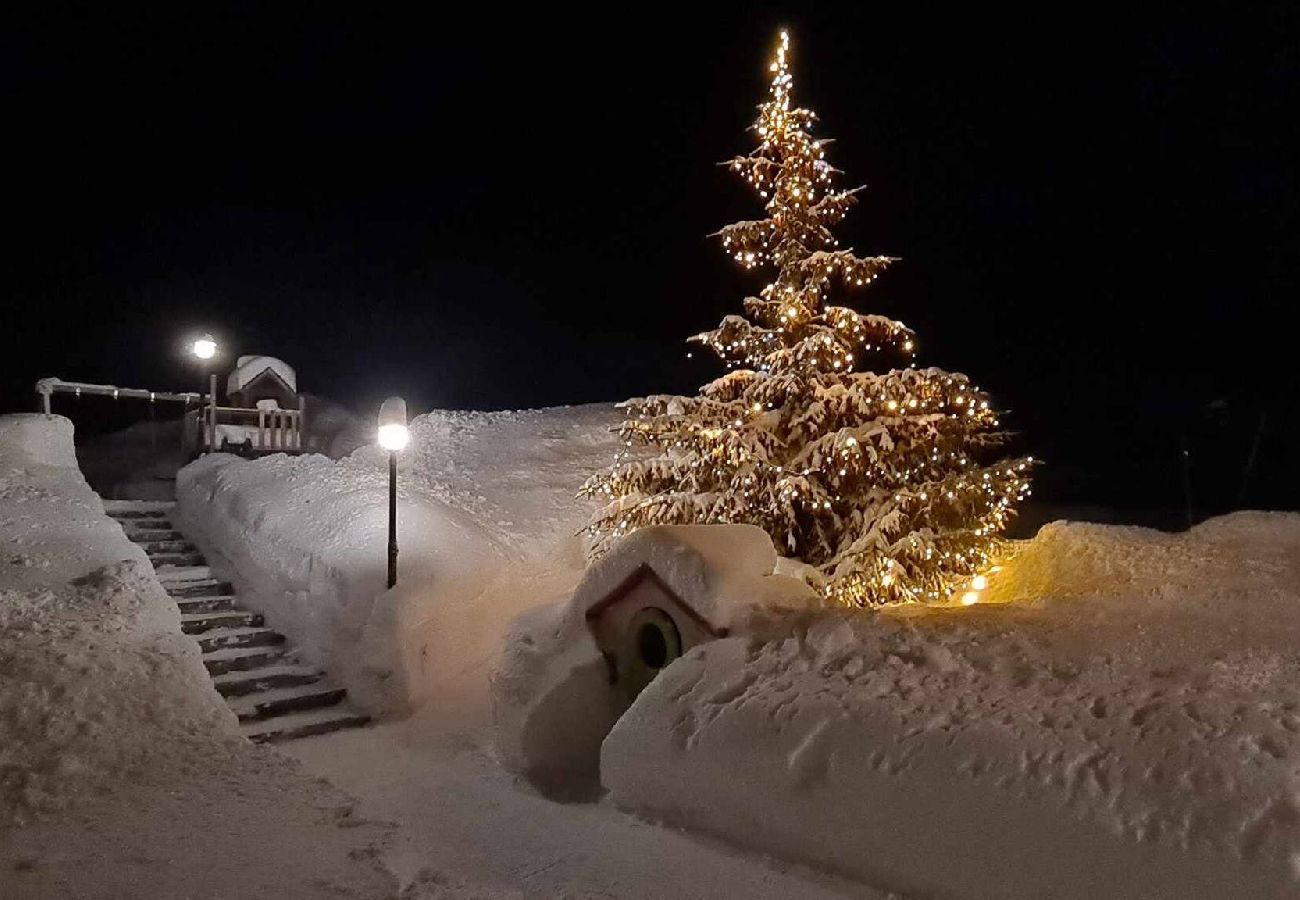 Appartamento a Livigno - Alpen Royal Davide - con giardino e raggiungibile con gli sci ai piedi 