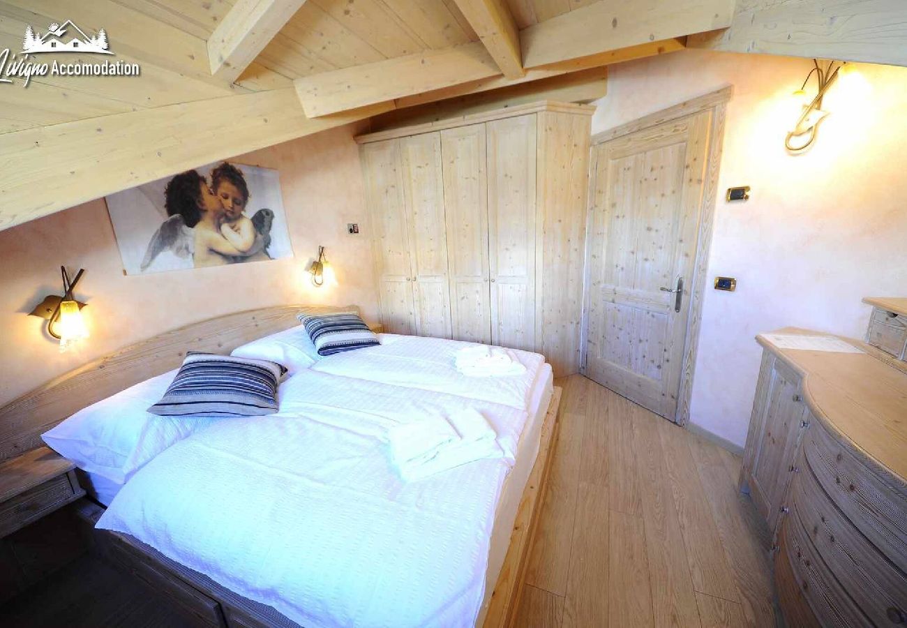 Appartamento a Livigno - Chalet Lucky Attic Exlusive Chalet with fireplace 