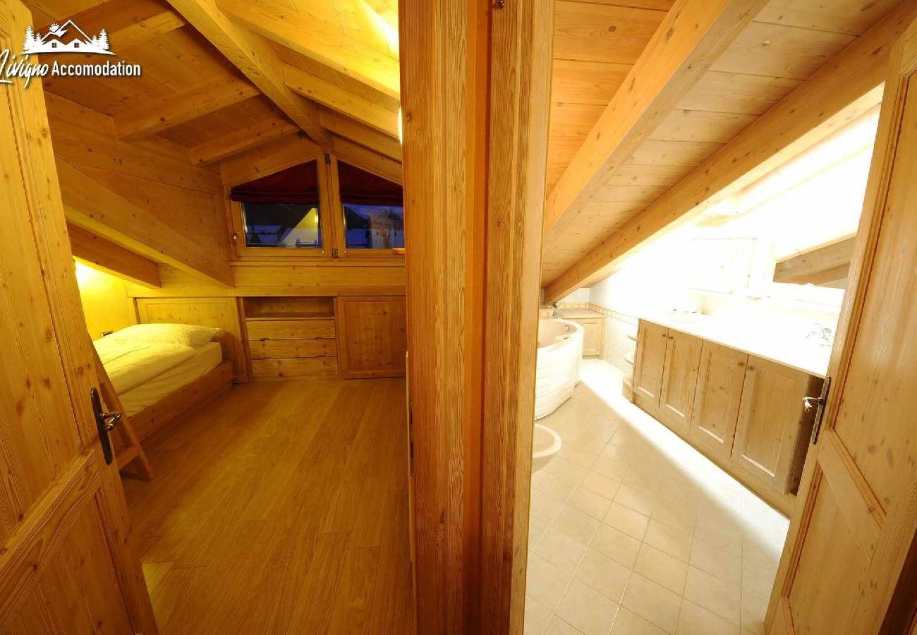 Appartamento a Livigno - Chalet Lucky Attic Exlusive Chalet with fireplace 