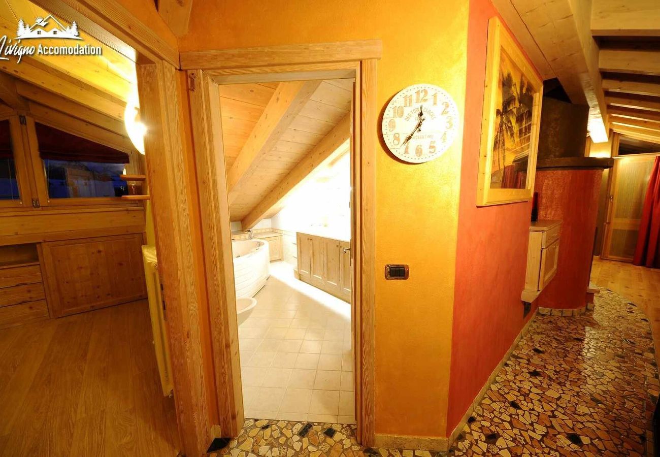 Appartamento a Livigno - Chalet Lucky Attic Exlusive Chalet with fireplace 