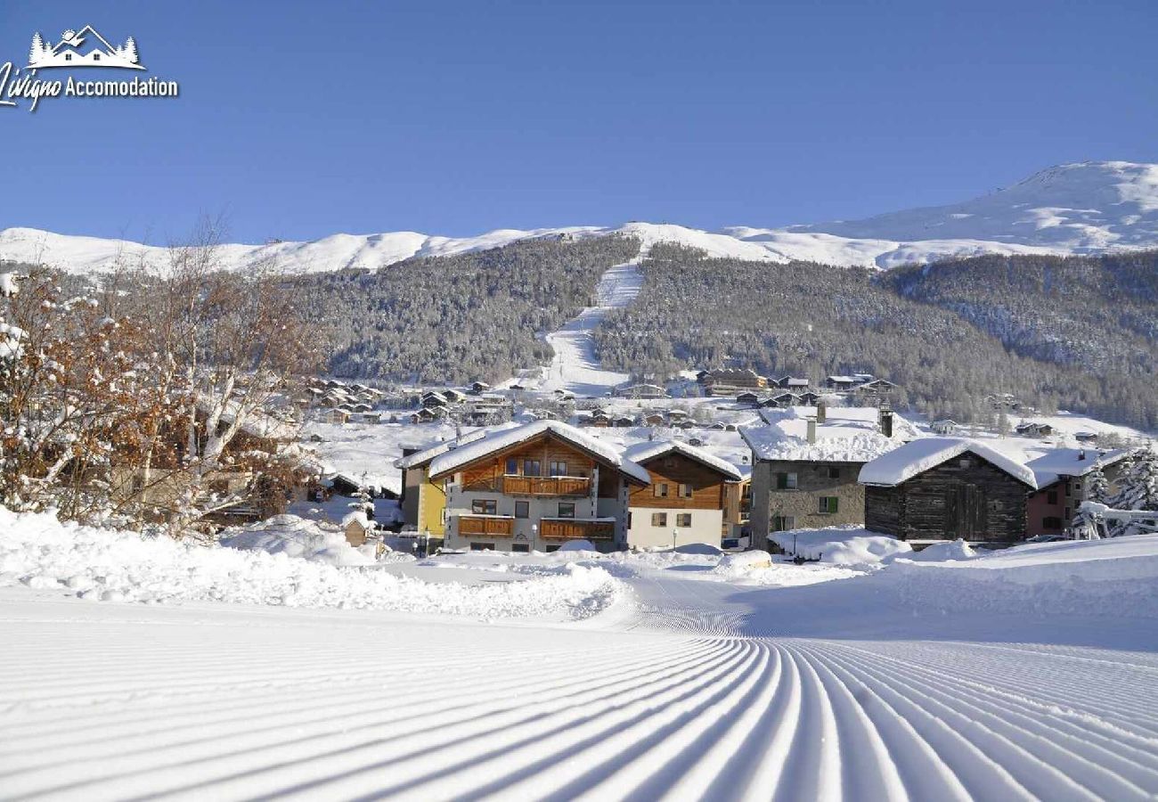 Appartamento a Livigno - Trilocale mansardato con balcone e vista sulle montagne 