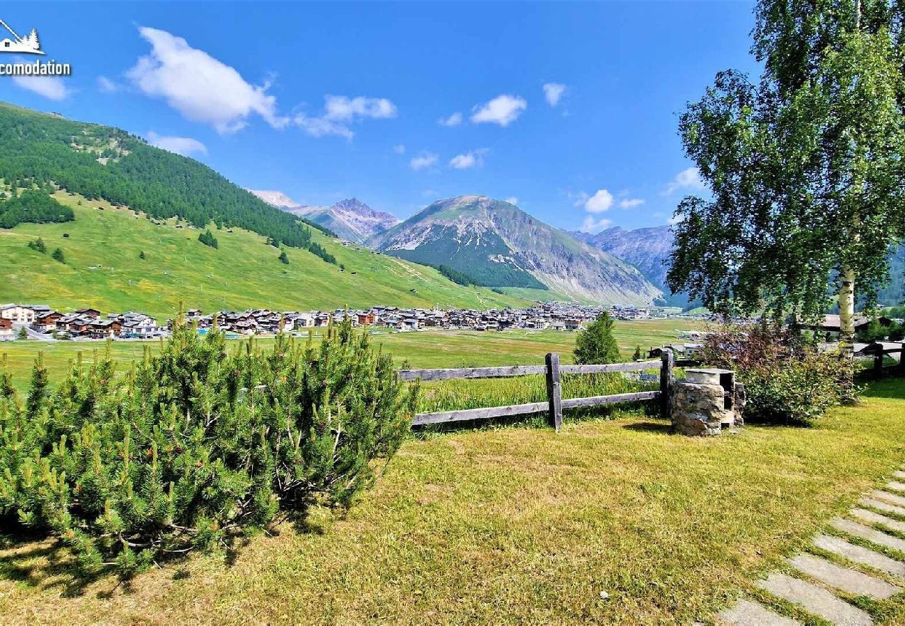 Appartamento a Livigno - Chalet Rododendro Forést con bellissimo giardino 