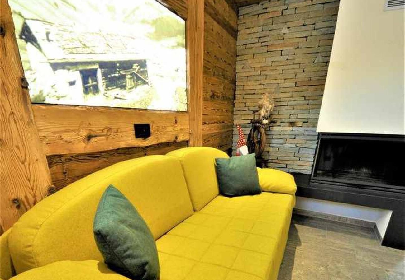 Villetta a Livigno - Mountain Chalet Scoiattolo 