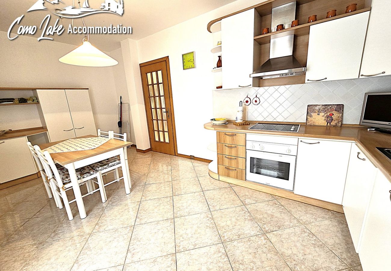 Appartamento a Cremia - Appartamento Vista lago di como in zona tranquilla 