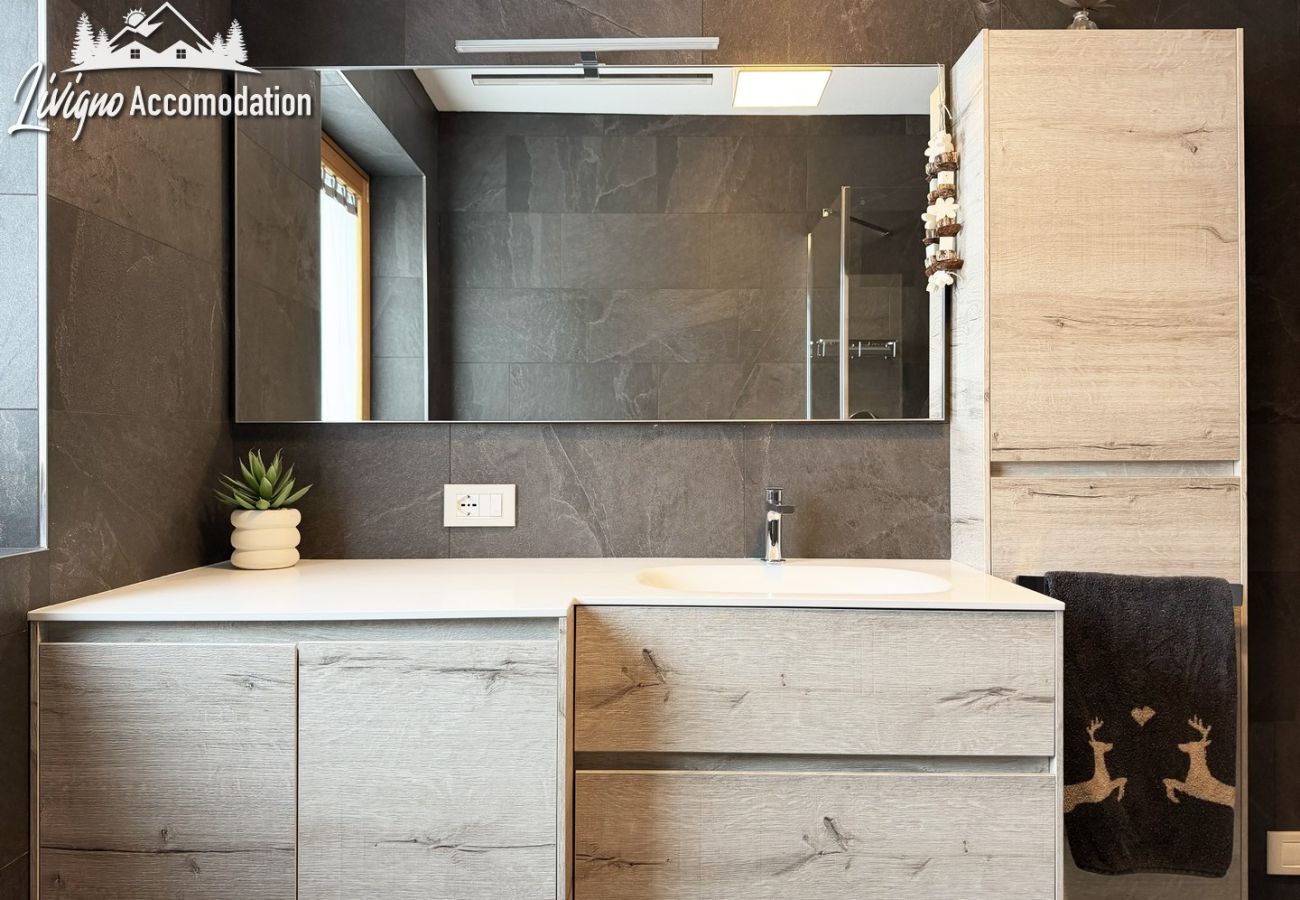 Appartamento a Livigno - Chalet Moon – Appartamento family-friendly, in centro con giardino privato e massimo comfort by Livigno Accomodation